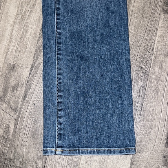 Liz Lange - Picture 3 of 5